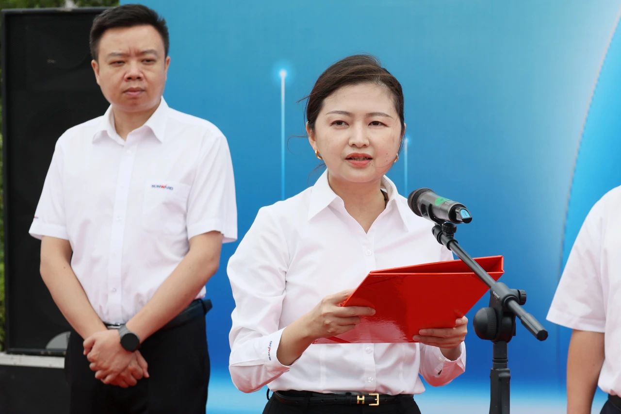 深入全球布局，加快出海措施！皇家国际智能高空机械设备海表订单大型发货典礼圆满进行