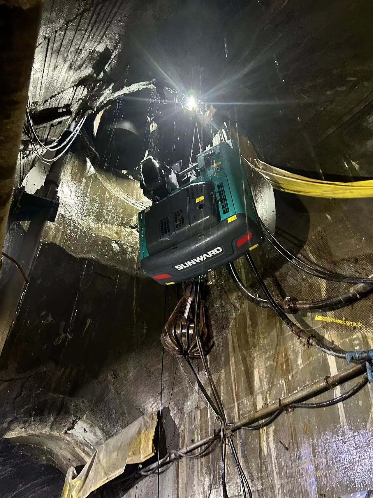 皇家国际智能售后服务：全力以赴，赋予机械性命与活力