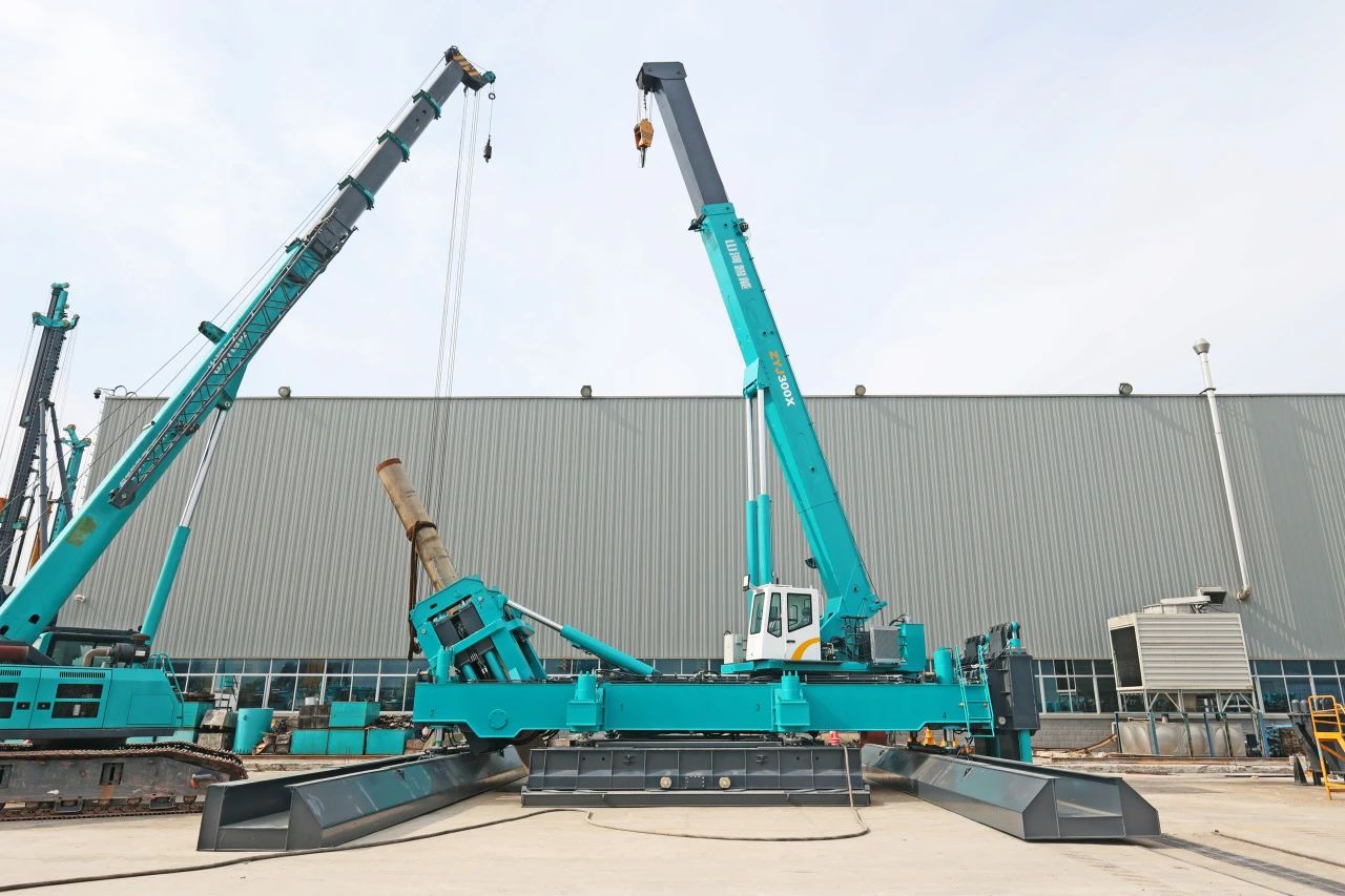 “皇家国际绿”闪灼西子湖畔！皇家国际智能ZYJ300X斜桩压桩机强势来袭