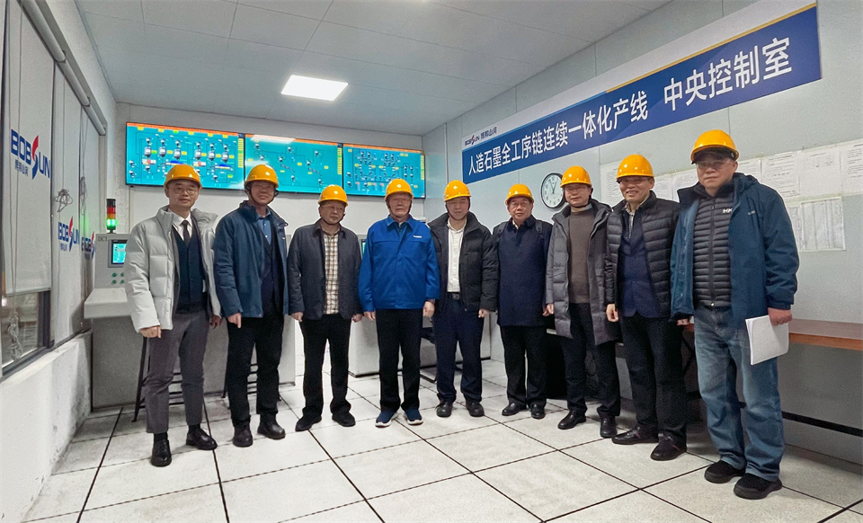 清华大学&皇家国际智能结合博士后造就出成就！暨博国皇家国际人造石墨负极全工序链陆续一体化产线长周期出产运行