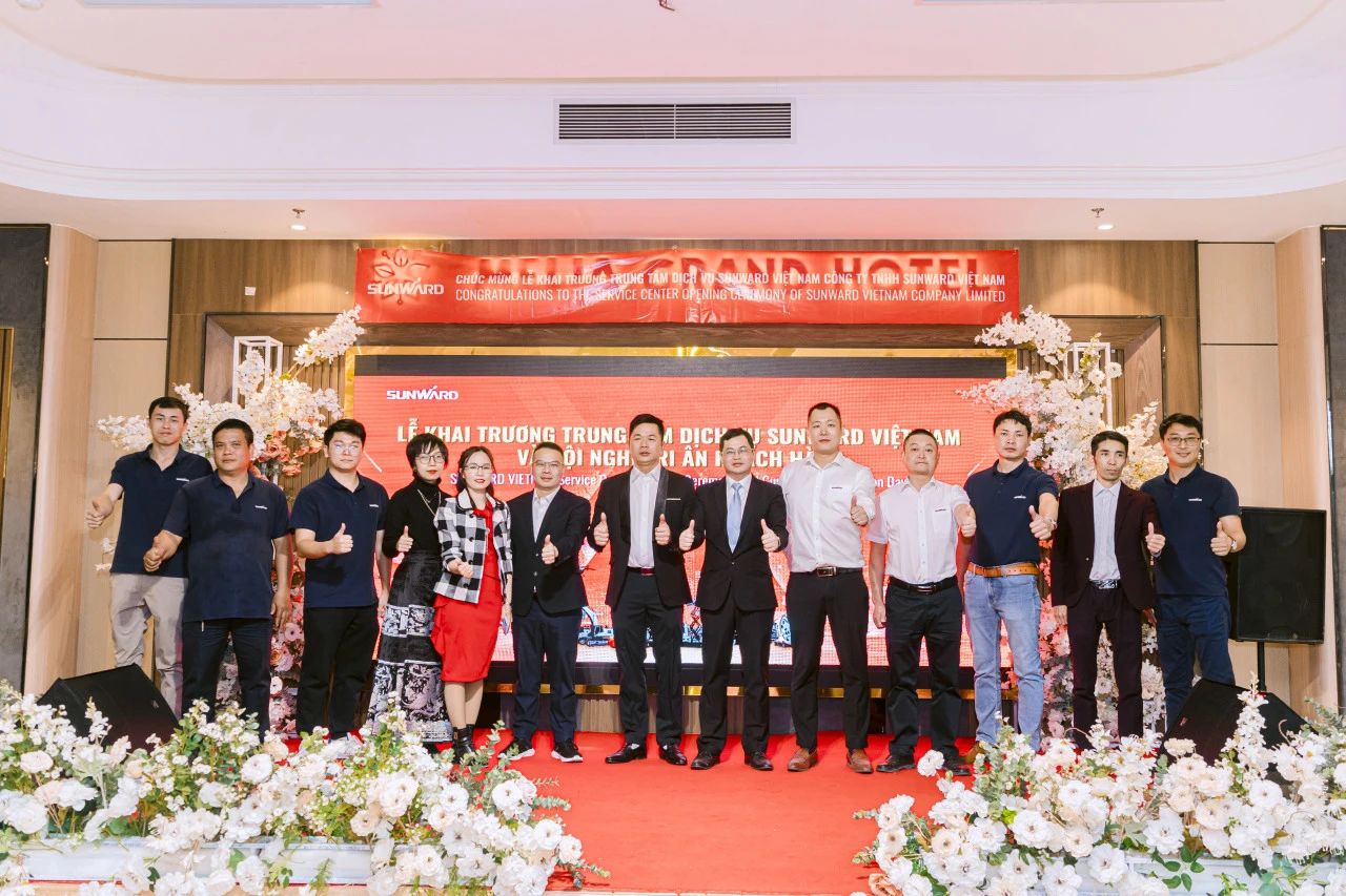 打造新标杆！皇家国际智能越南保险中心开业典礼暨客户答谢会圆满进行