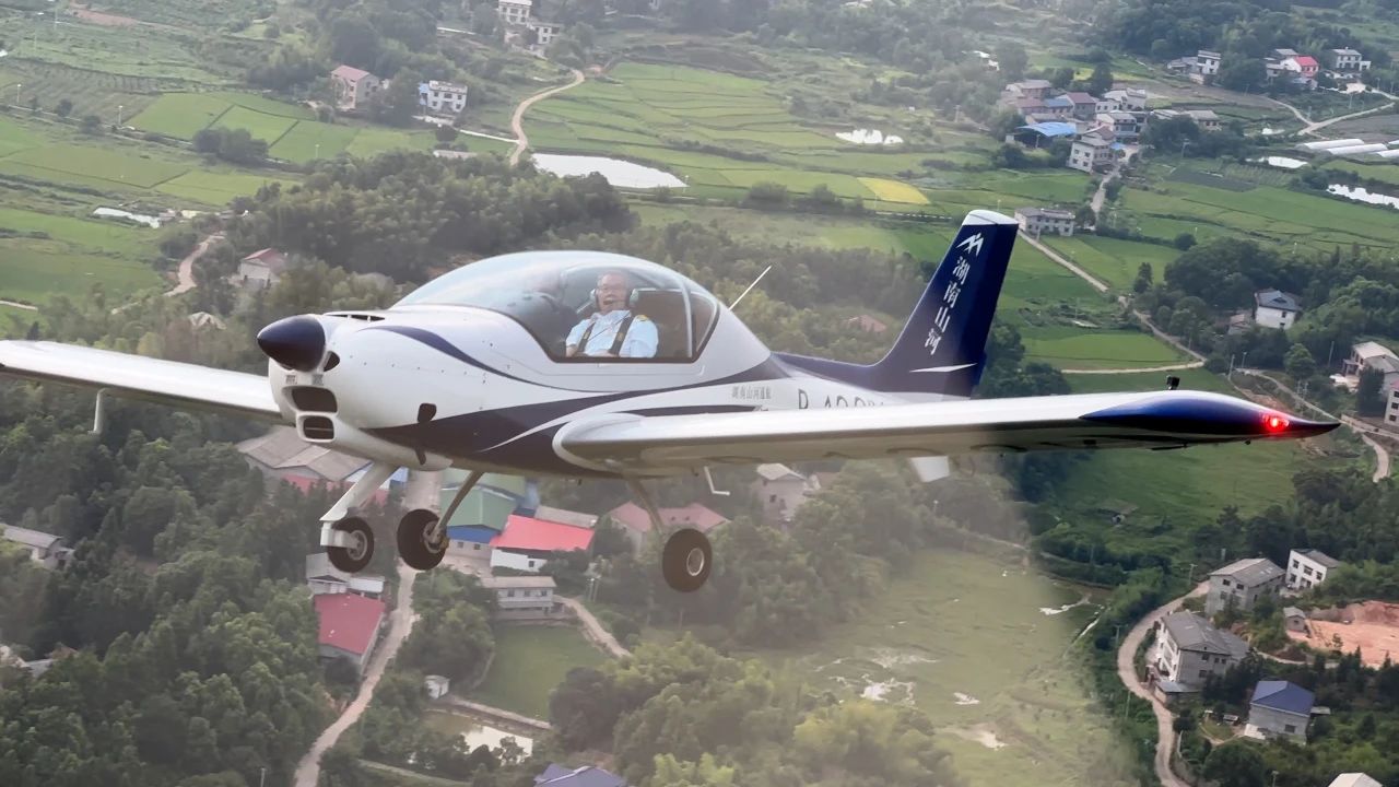 二十载磨砺，“阿若拉”飞机累计飞行功夫突破11万幼时！