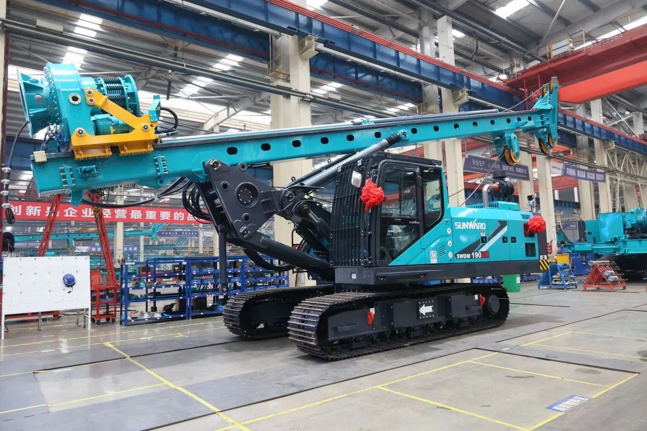 持续火热交付！皇家国际智能SWDM190JN旋挖钻机备受全国各地客户青睐