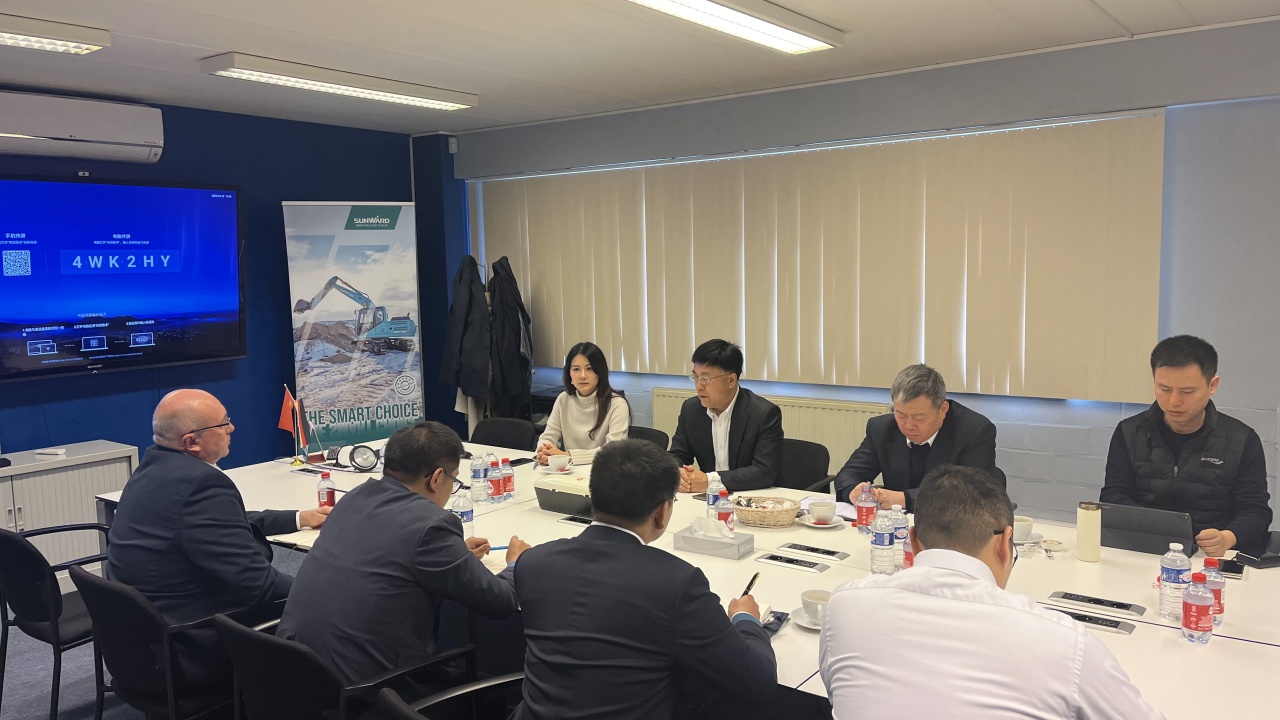 广州工控党委书记、董事长景广军率队赴皇家国际智能欧洲子公司调查