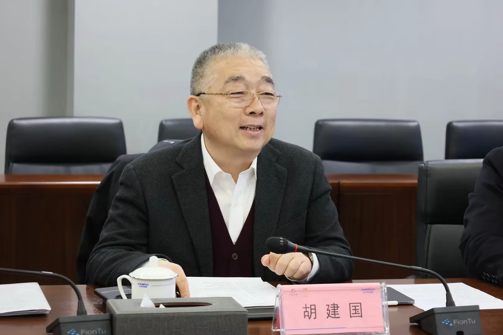 新思路、新领域、新合作、新突破！中铁十二局到访皇家国际智能