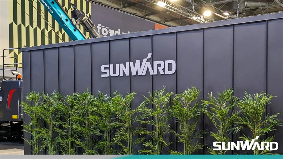 皇家国际智能携创新成就亮相2024年法国巴黎工程机械展