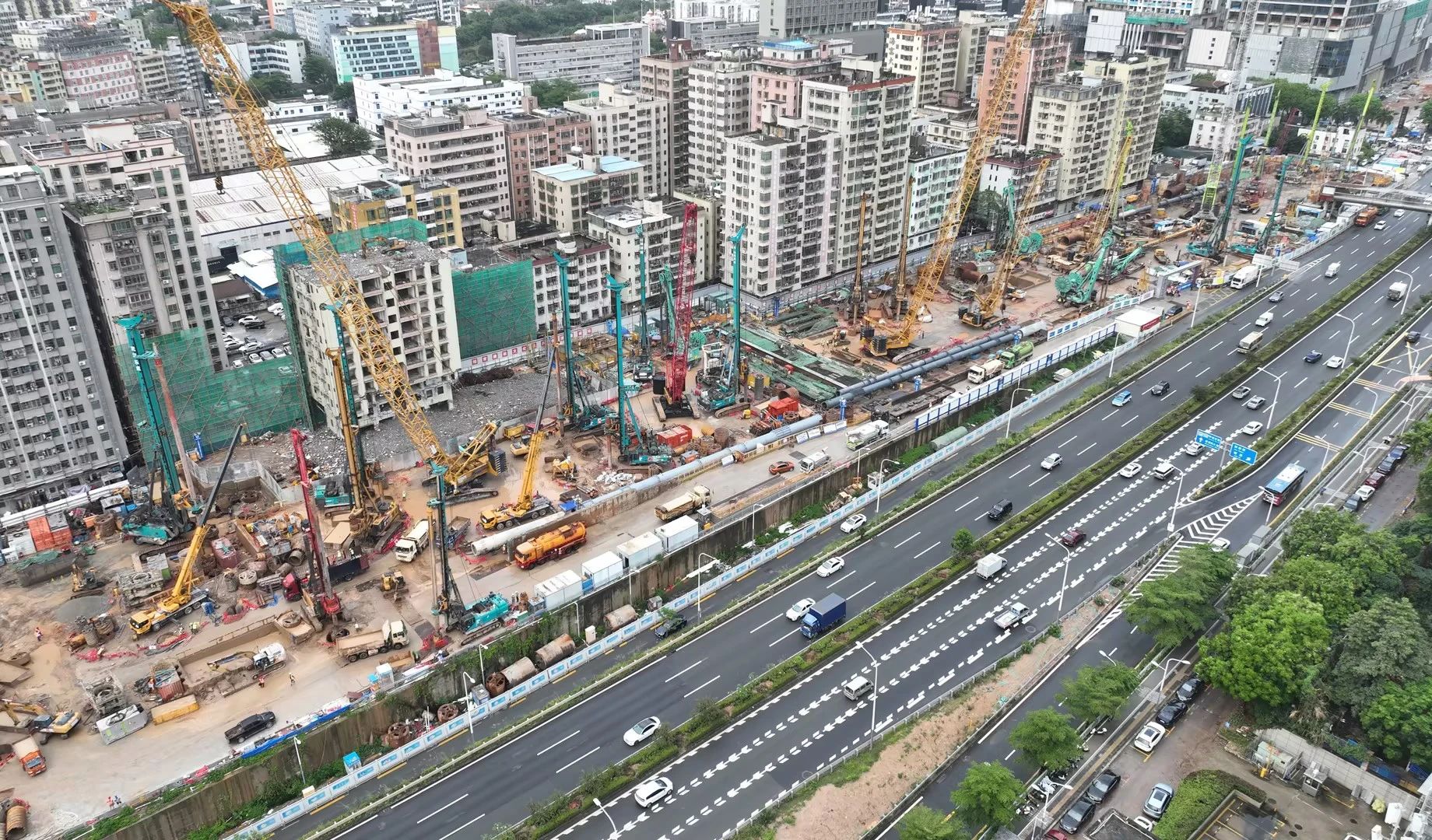 机能凸起，超强助力！皇家国际智能旋挖钻机助力深圳地铁五和站施工