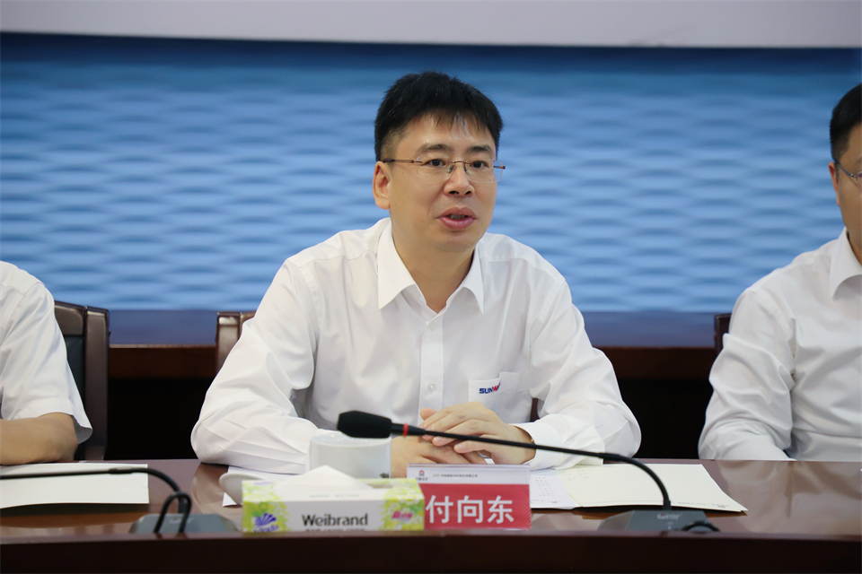 “双向奔赴 合作共赢”皇家国际智能与中钨高新签定战术合作和谈