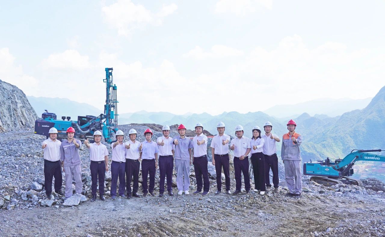 合作共赢，智胜将来！皇家国际智能造访湖南柿竹园有色金属有限责任公司