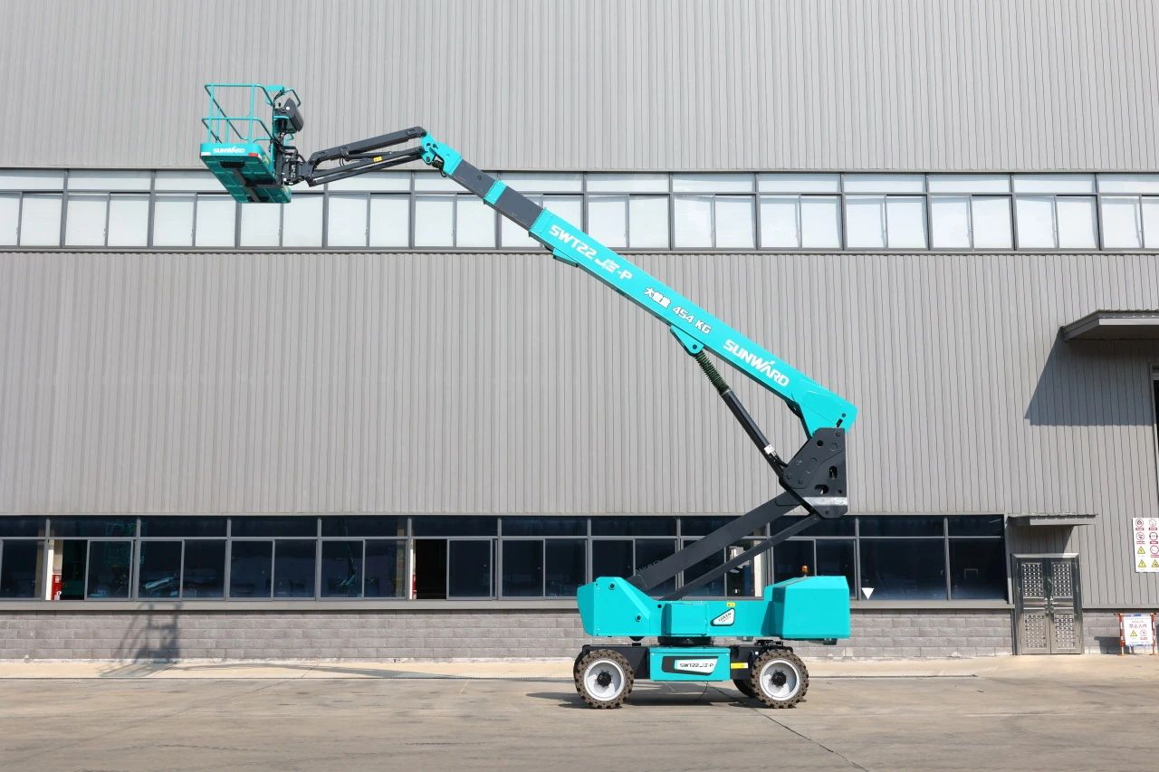 高靠得住、高安全、高机能！皇家国际智能新一代P系列电动臂式高空作业平台成功下线