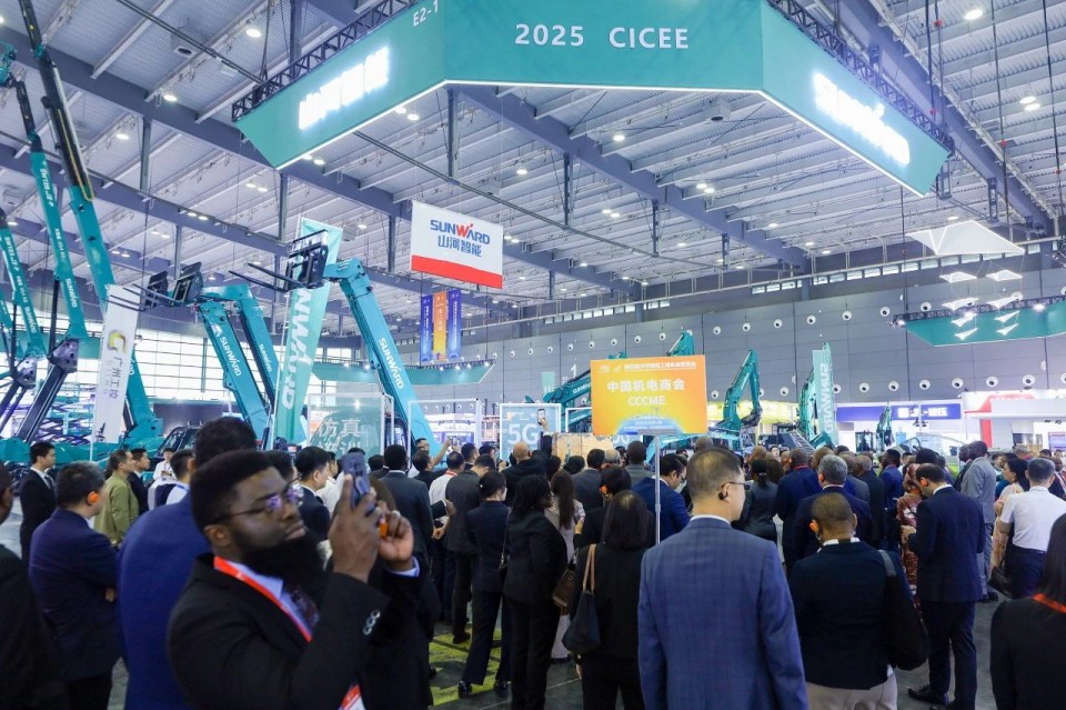 2025 CICEE | 皇家国际智能实力闪灼2025长沙国际工程机械展