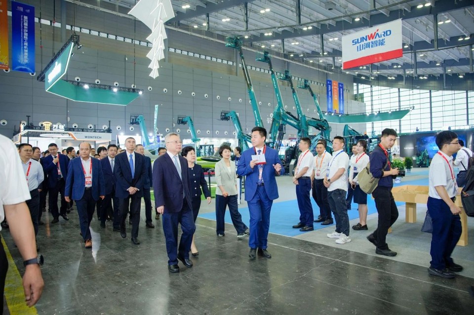 2025 CICEE | 皇家国际智能实力闪灼2025长沙国际工程机械展