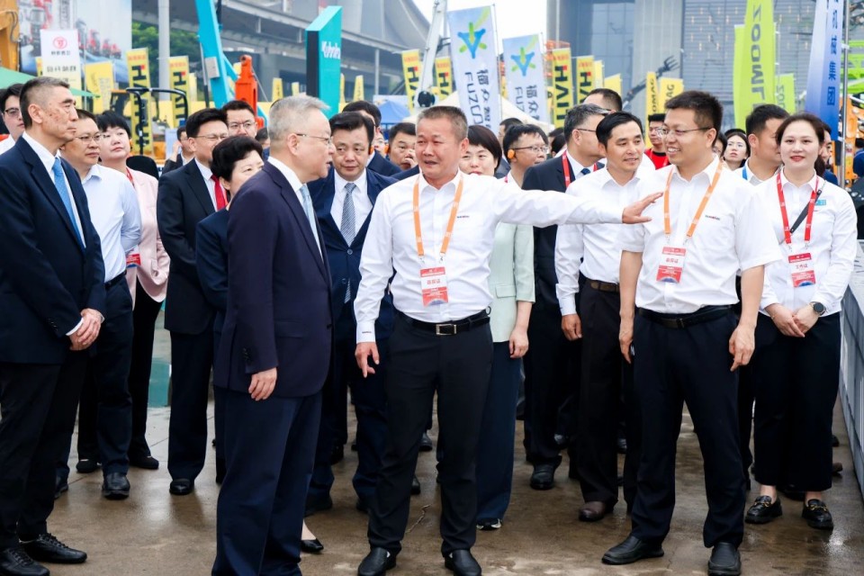 2025 CICEE | 皇家国际智能实力闪灼2025长沙国际工程机械展