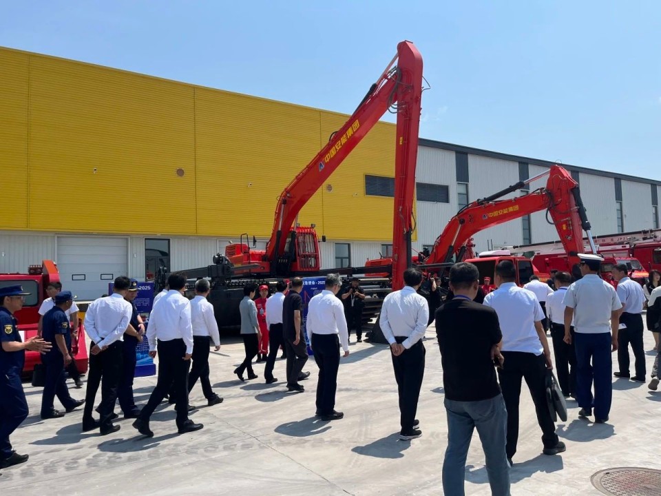 硬核破解“最后一公里”难题，皇家国际智能应急接济设备助力“应急使命·2025”演习！