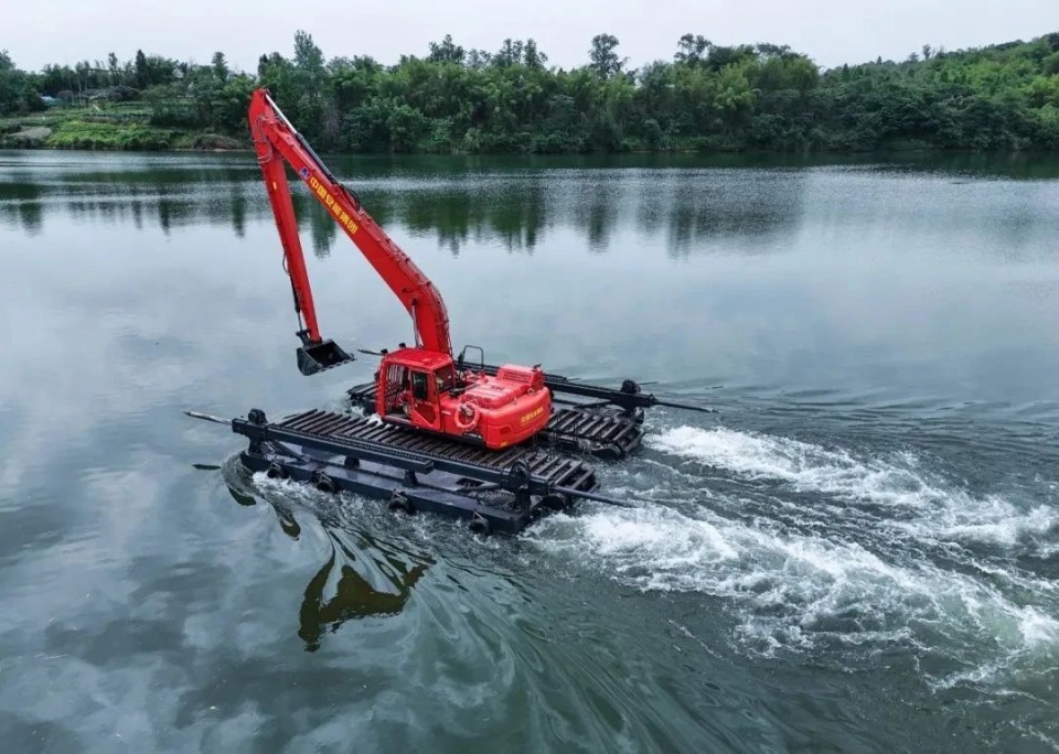 硬核破解“最后一公里”难题，皇家国际智能应急接济设备助力“应急使命·2025”演习！