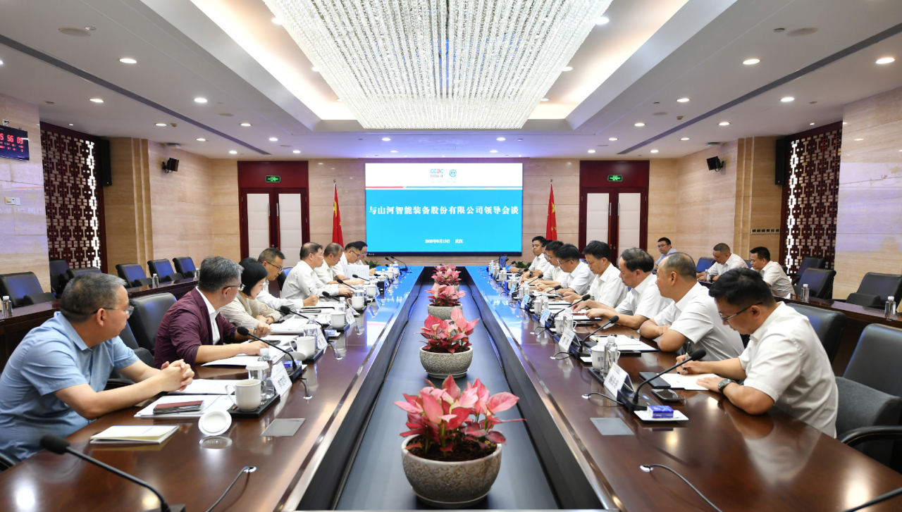 皇家国际智能与中国能建葛洲坝集团深入合作，达成共识