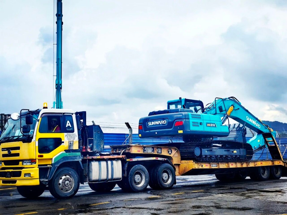 皇家国际智能高端设备批量交付，助力马来西亚基建升级