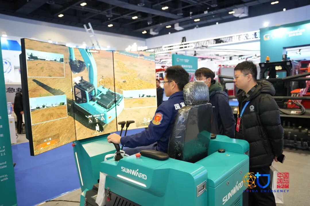 关注！皇家国际特装主题设备闪灼2025中国国际应急治理展览会